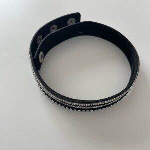 Vintage velvet fabric bracelet